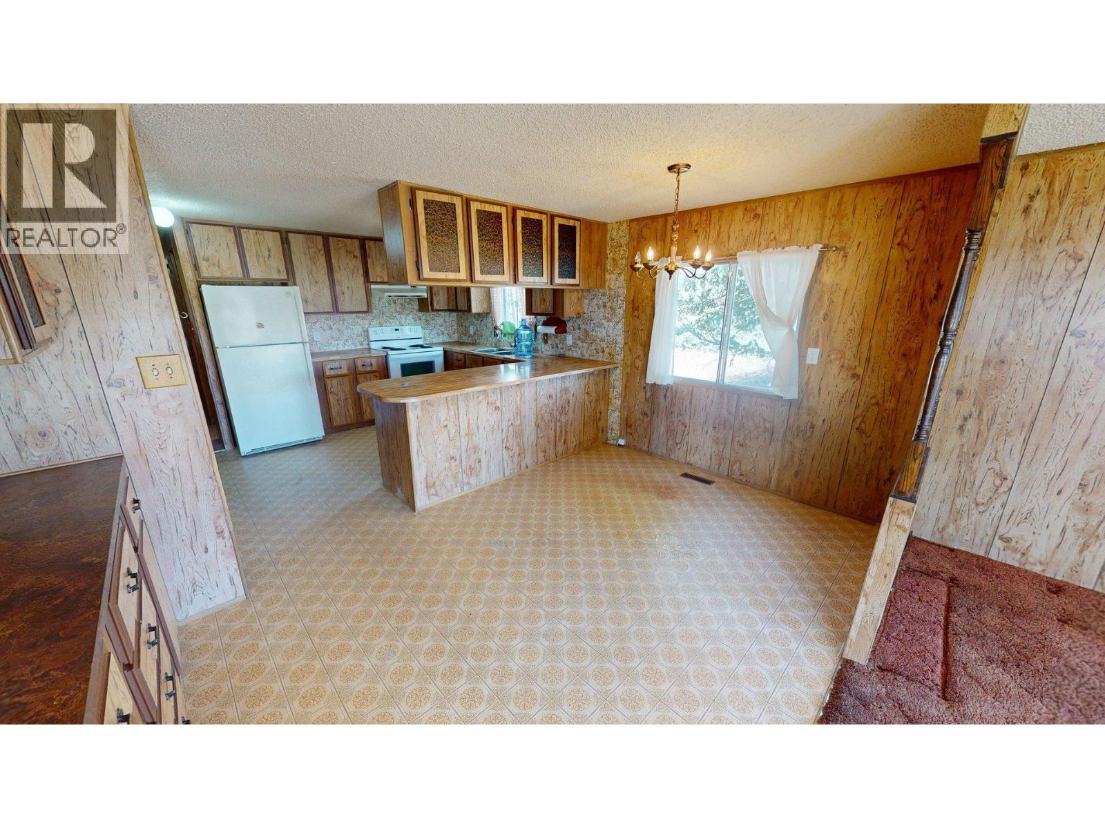 9862 95a Highway, Cranbrook, British Columbia  V1C 7C6 - Photo 13 - 10382297