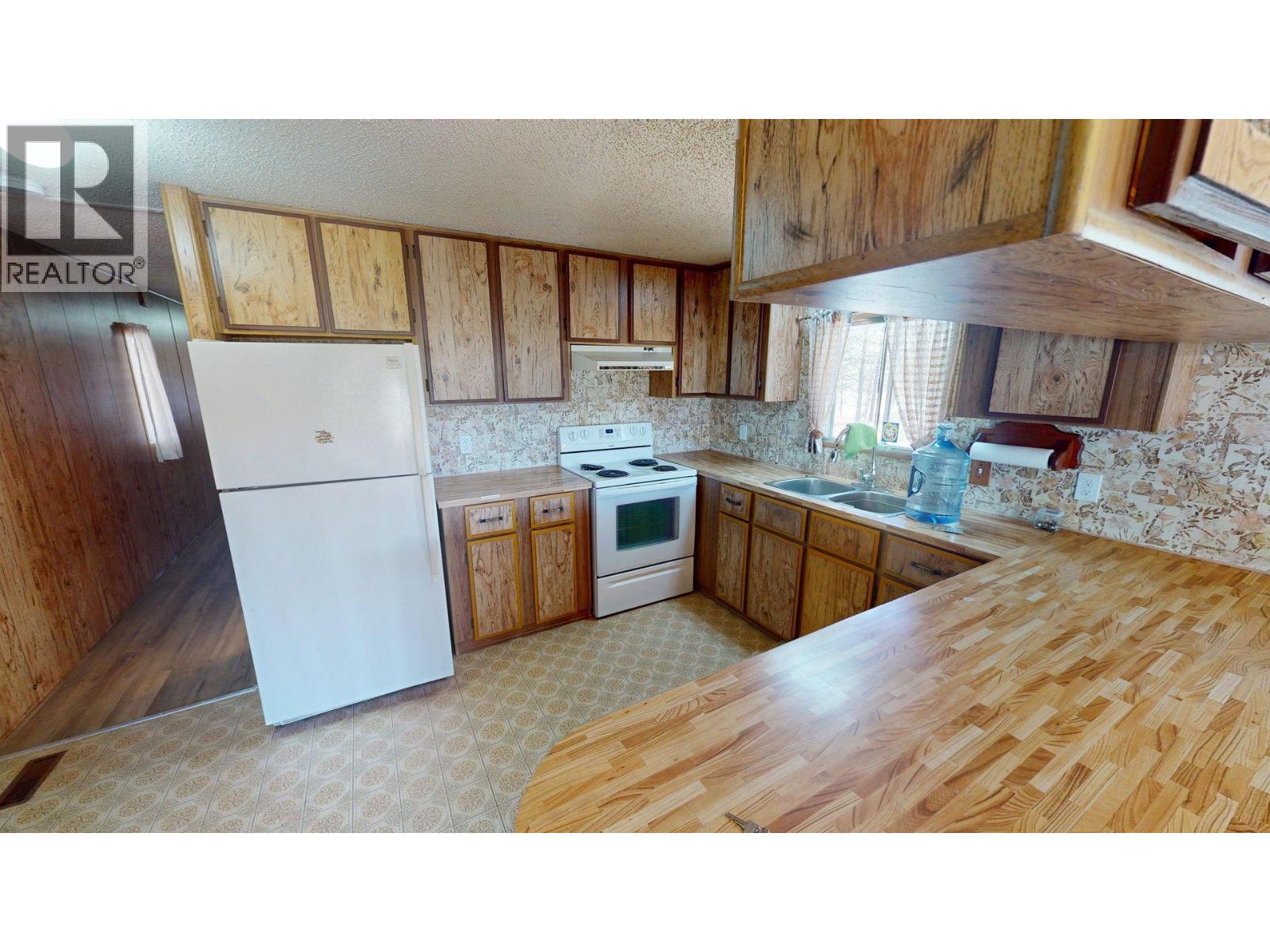 9862 95a Highway, Cranbrook, British Columbia  V1C 7C6 - Photo 15 - 10382297