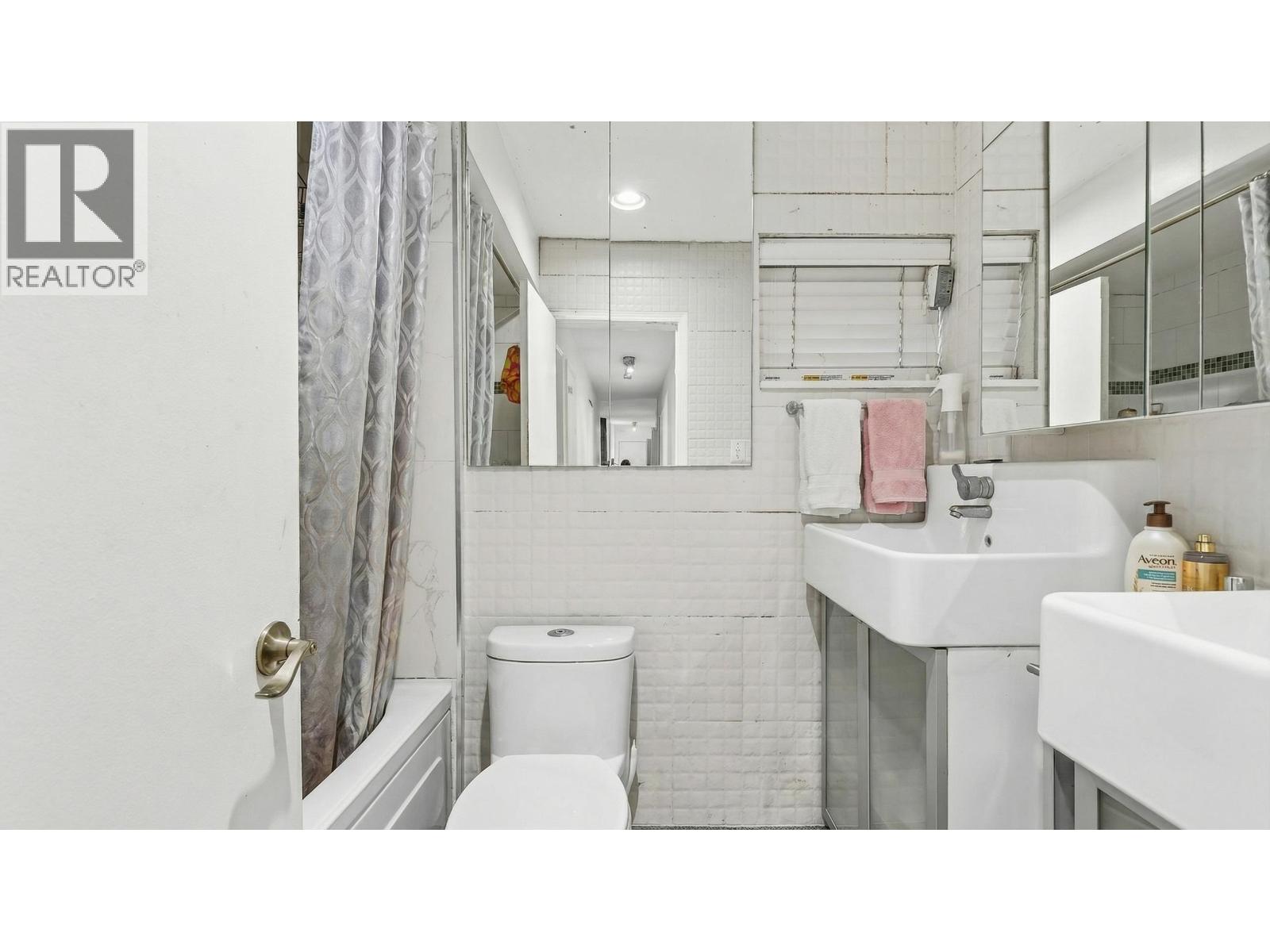 91 5820 Hasting Street, Burnaby, British Columbia  V5B 1R6 - Photo 9 - R3108446