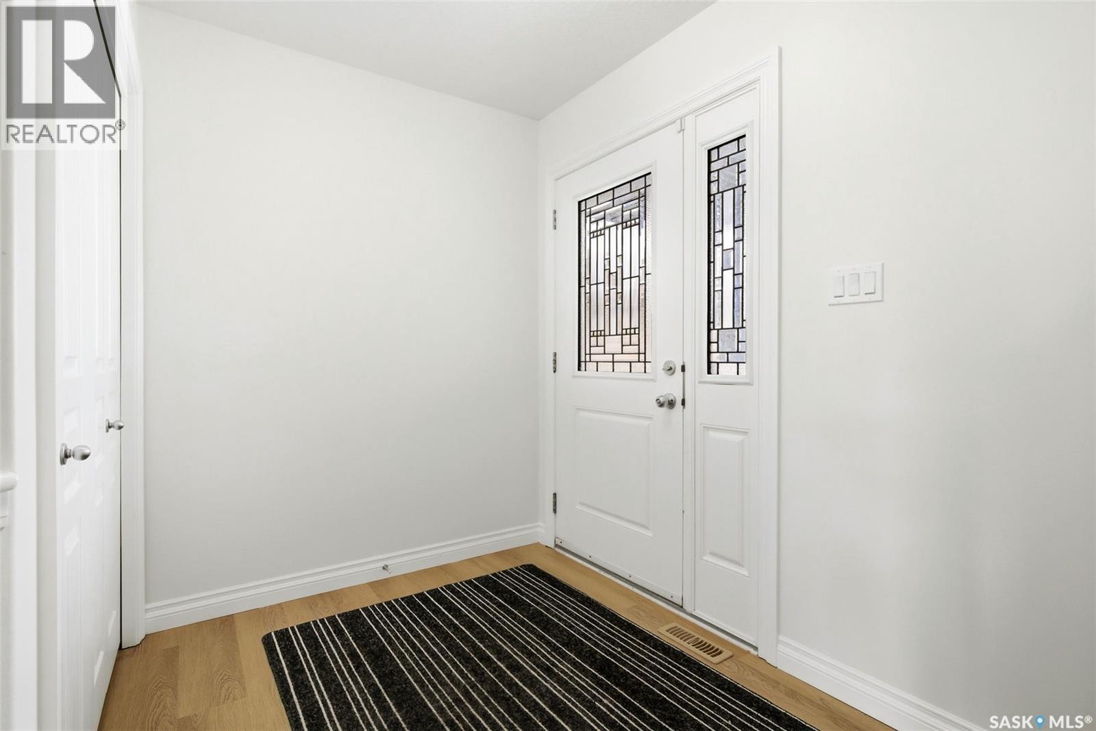 4537 Padwick Road, Regina, Saskatchewan  S4W 0C2 - Photo 4 - SK032460