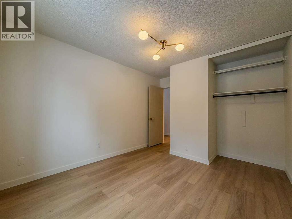 2106, 4001b 49 Street NW, Calgary, Alberta  T3A 2C9 - Photo 13 - A2299807