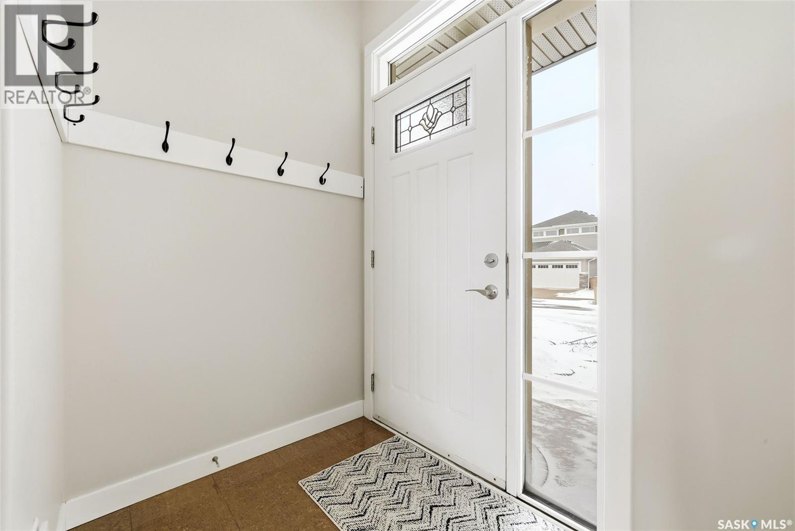 5668 Pearsall Crescent, Regina, Saskatchewan  S4W 0K2 - Photo 3 - SK032456