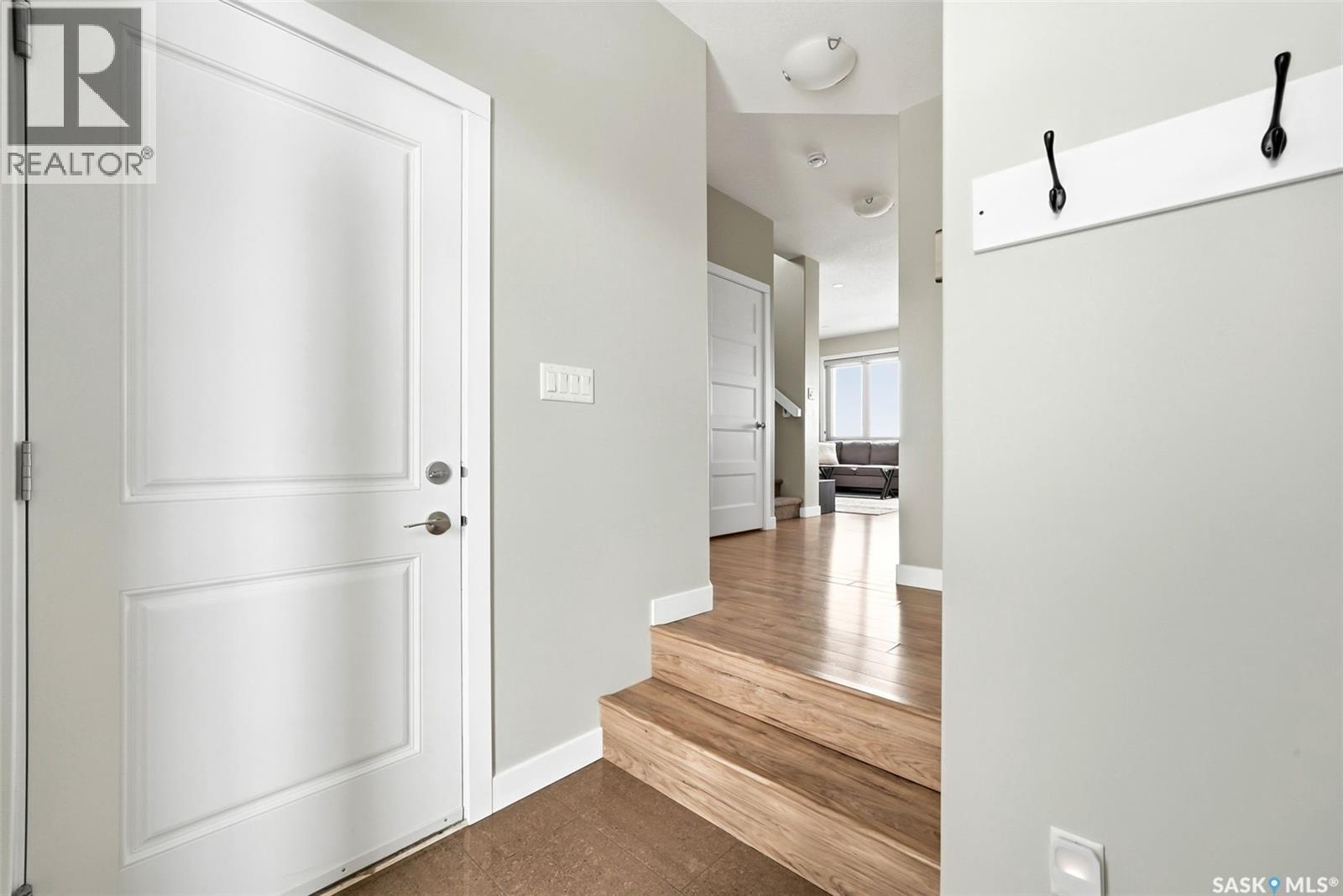 5668 Pearsall Crescent, Regina, Saskatchewan  S4W 0K2 - Photo 4 - SK032456