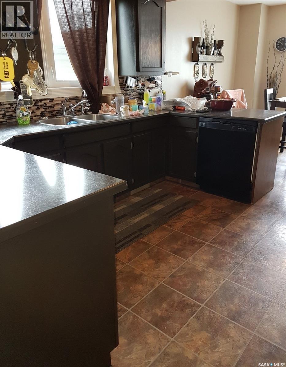 361 Fourth Avenue N, Yorkton, Saskatchewan  S3N 1B5 - Photo 10 - SK032448