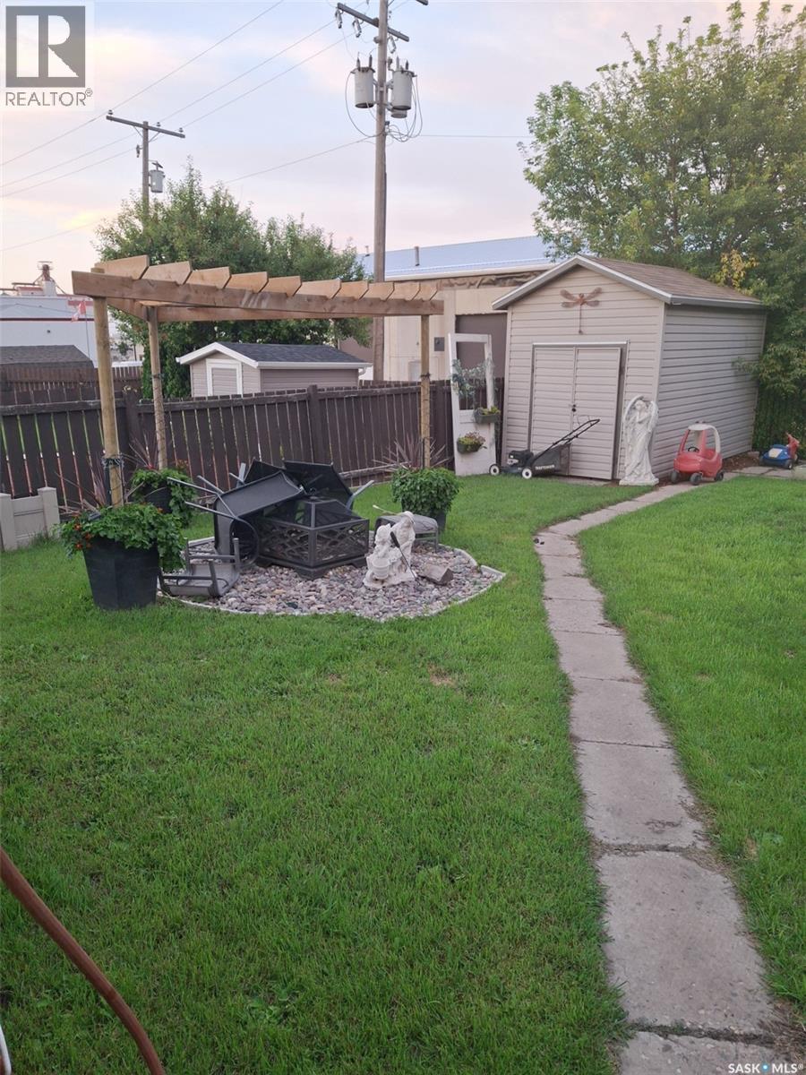 361 Fourth Avenue N, Yorkton, Saskatchewan  S3N 1B5 - Photo 5 - SK032448