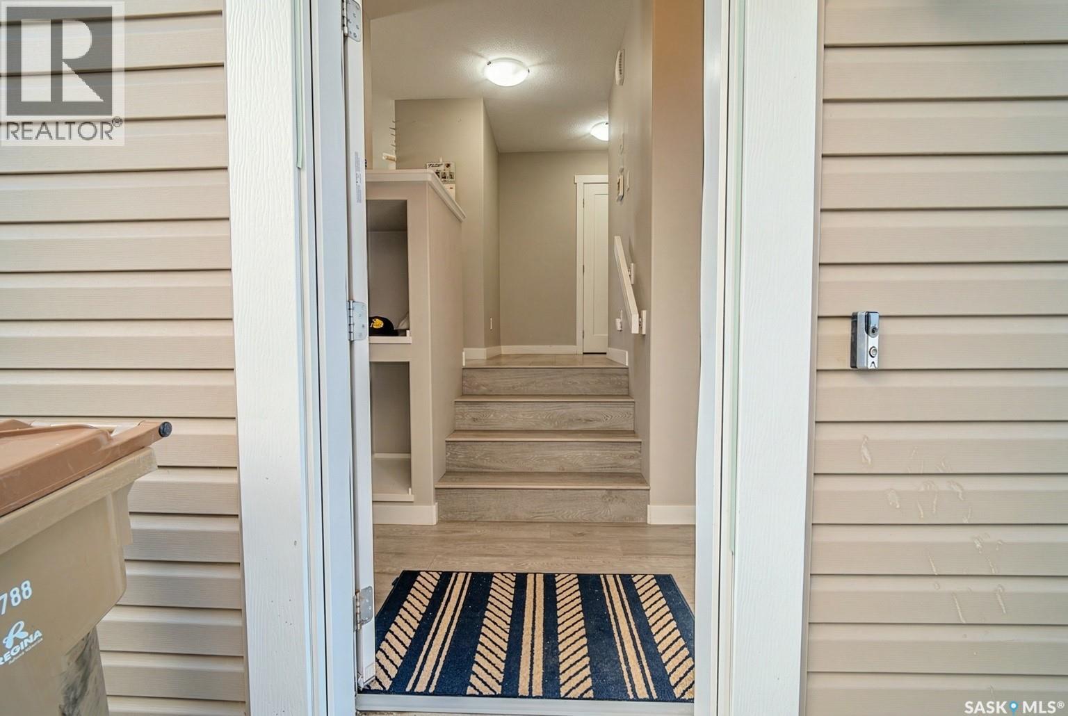 4529 E Keller Avenue, Regina, Saskatchewan  S4V 3R4 - Photo 2 - SK032425