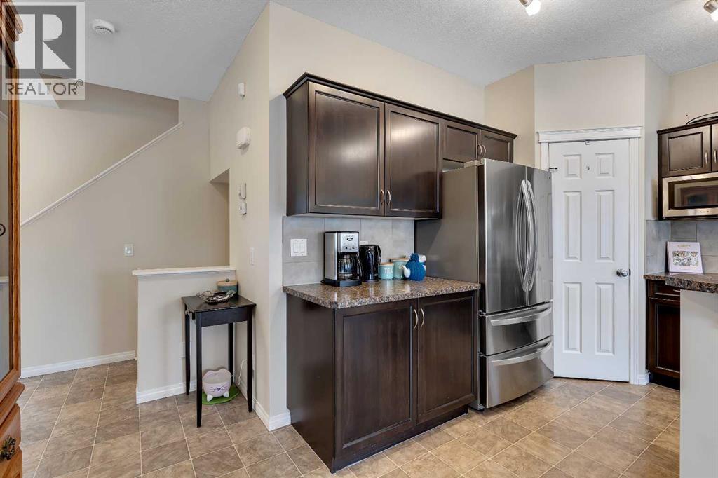 190 Covecreek Place NE, Calgary, Alberta  T3K 0L3 - Photo 9 - A2300079