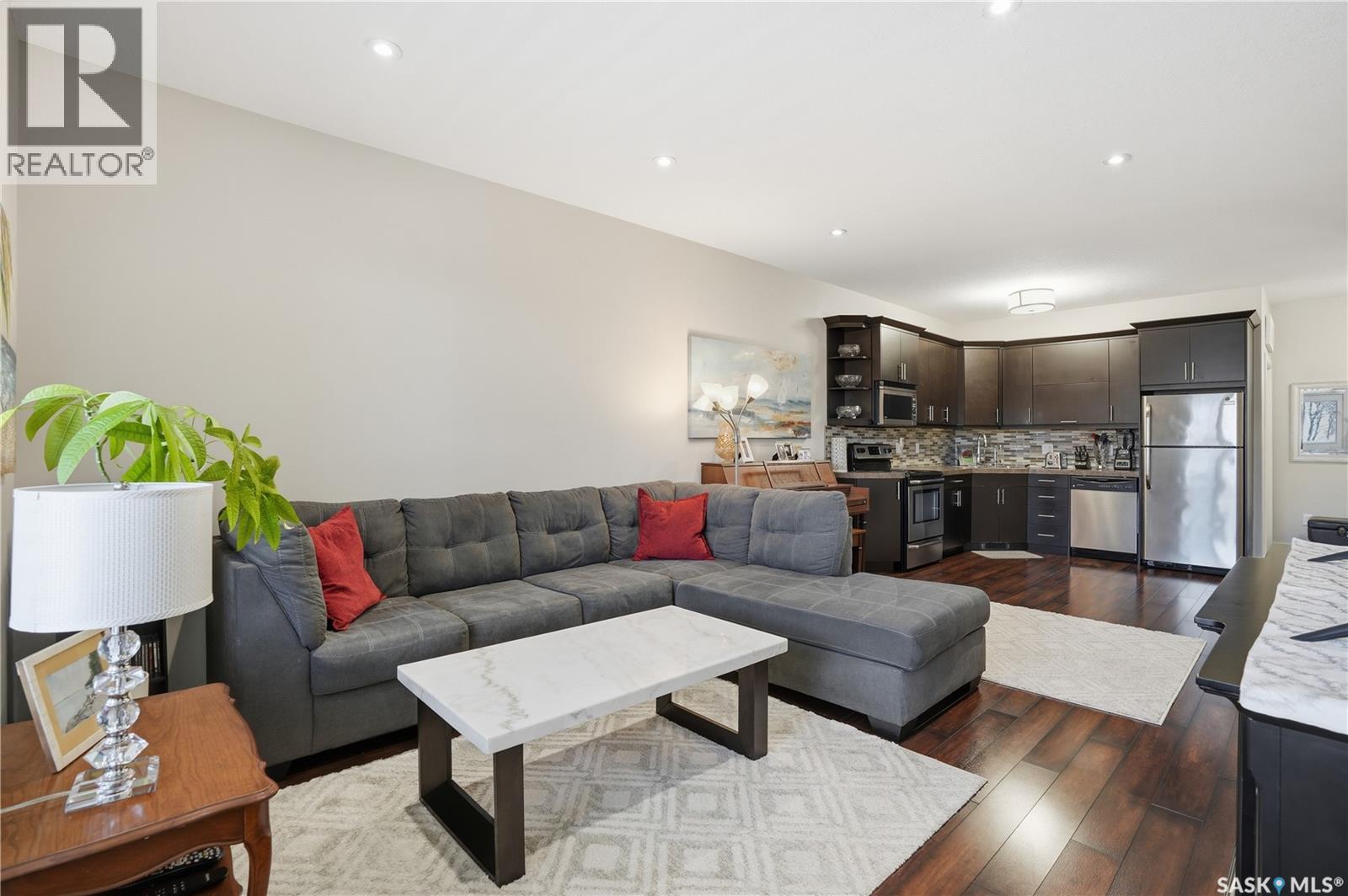 3237 Green Bank Road, Regina, Saskatchewan  S4V 1P4 - Photo 3 - SK032343