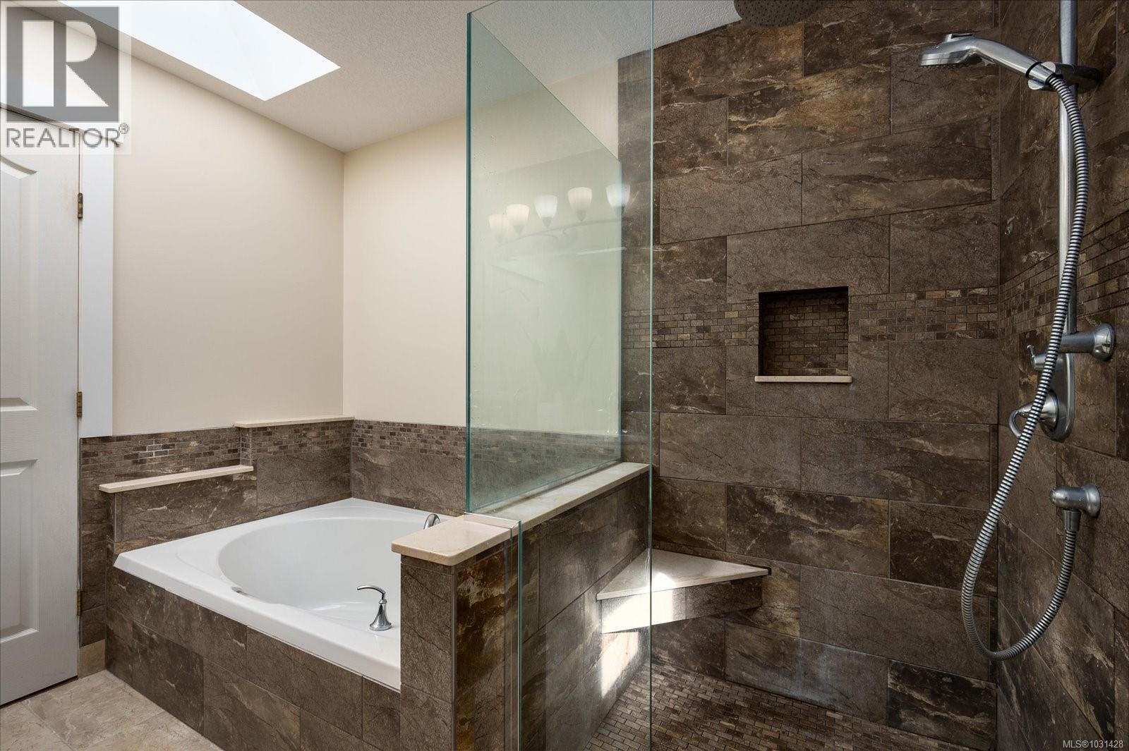 6427 Nidri Pl, Nanaimo, British Columbia  V9V 1N6 - Photo 34 - 1031428