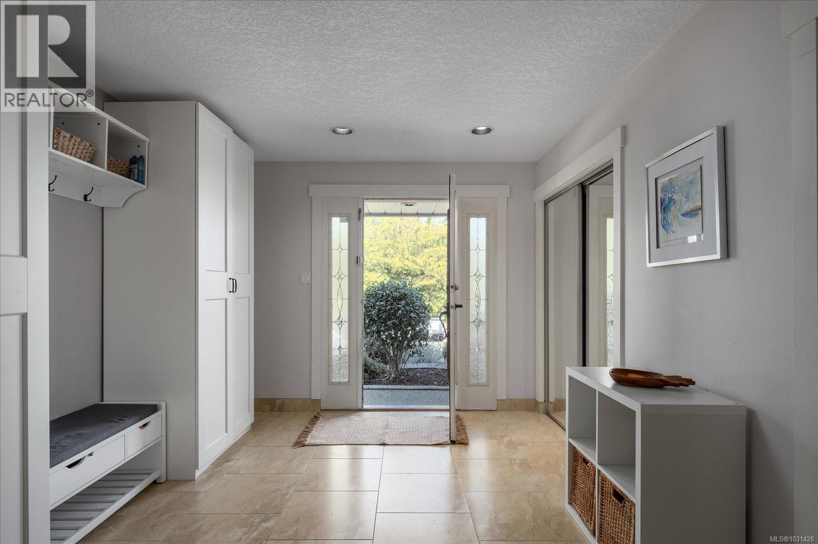 6427 Nidri Pl, Nanaimo, British Columbia  V9V 1N6 - Photo 5 - 1031428