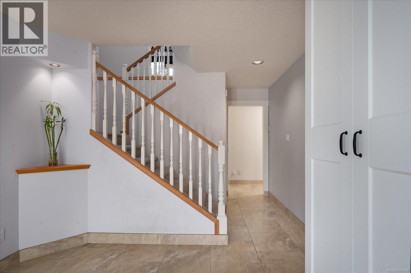 6427 Nidri Pl, Nanaimo, British Columbia  V9V 1N6 - Photo 6 - 1031428