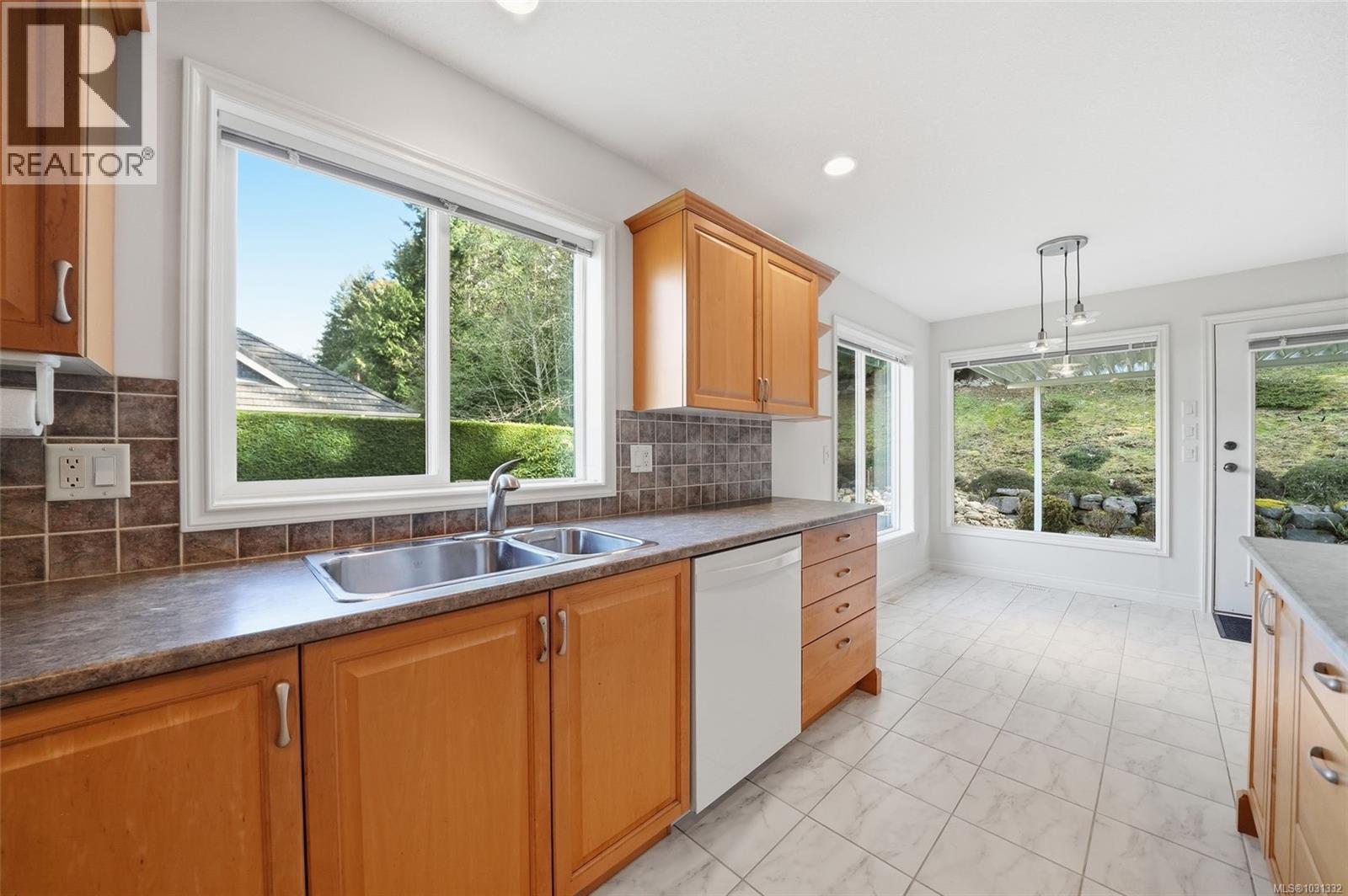 2470 Andover Rd, Nanoose Bay, British Columbia  V9P 9K5 - Photo 32 - 1031332