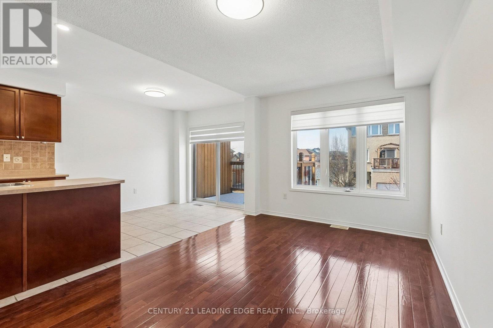 8 Pinecliff Avenue, Markham, Ontario  L6B 0K2 - Photo 13 - N12976820