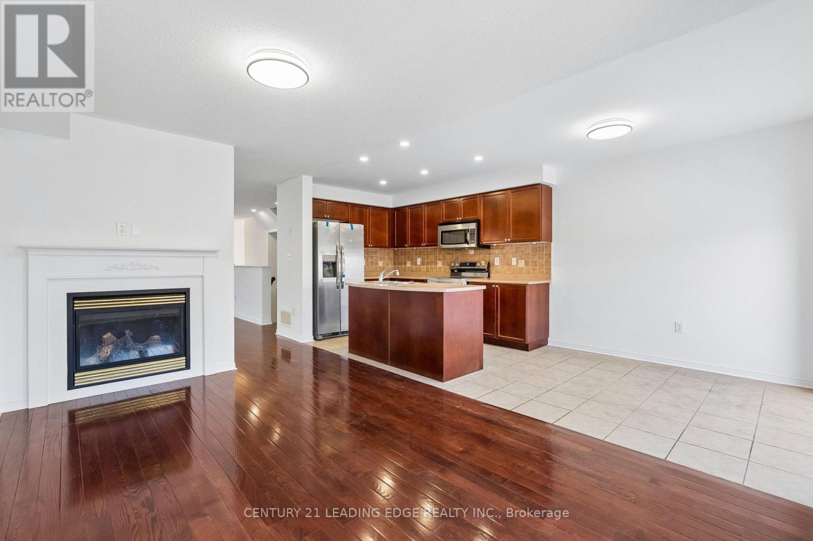 8 Pinecliff Avenue, Markham, Ontario  L6B 0K2 - Photo 14 - N12976820