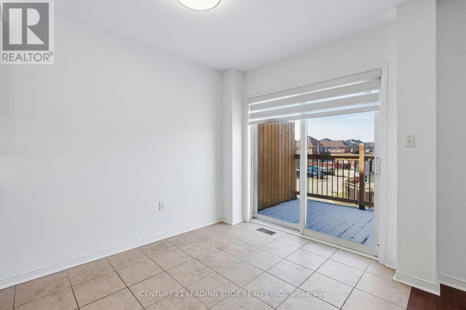 8 Pinecliff Avenue, Markham, Ontario  L6B 0K2 - Photo 15 - N12976820