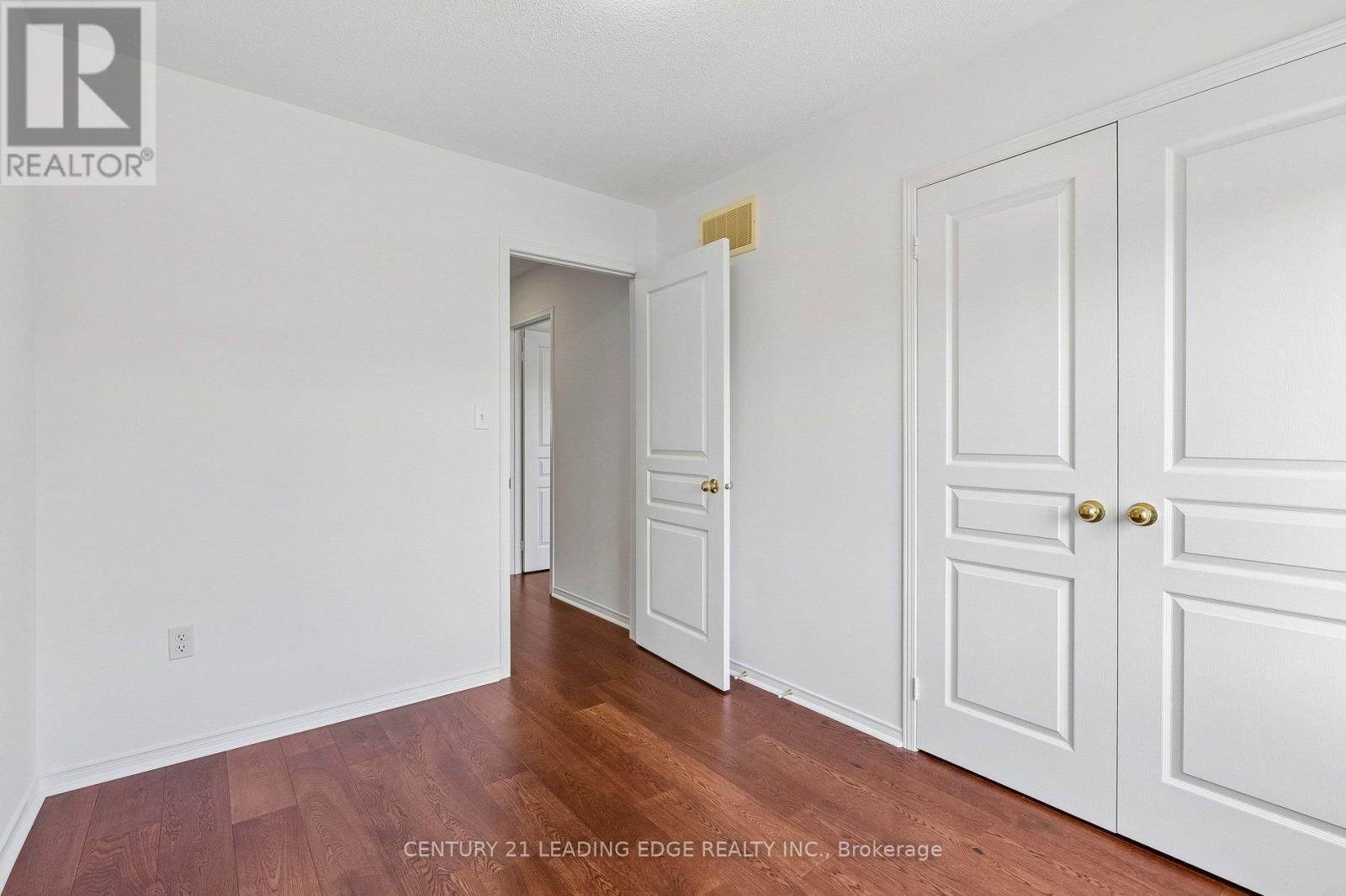 8 Pinecliff Avenue, Markham, Ontario  L6B 0K2 - Photo 25 - N12976820