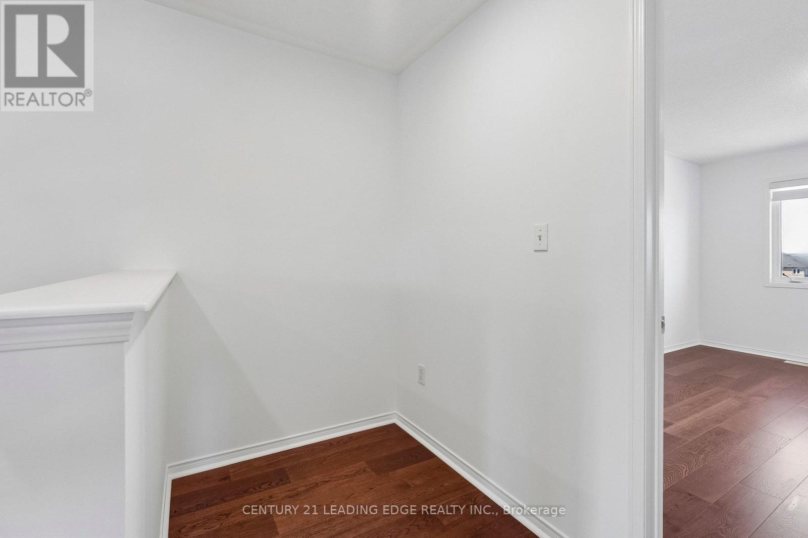 8 Pinecliff Avenue, Markham, Ontario  L6B 0K2 - Photo 26 - N12976820