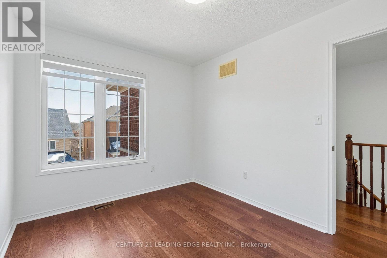 8 Pinecliff Avenue, Markham, Ontario  L6B 0K2 - Photo 28 - N12976820