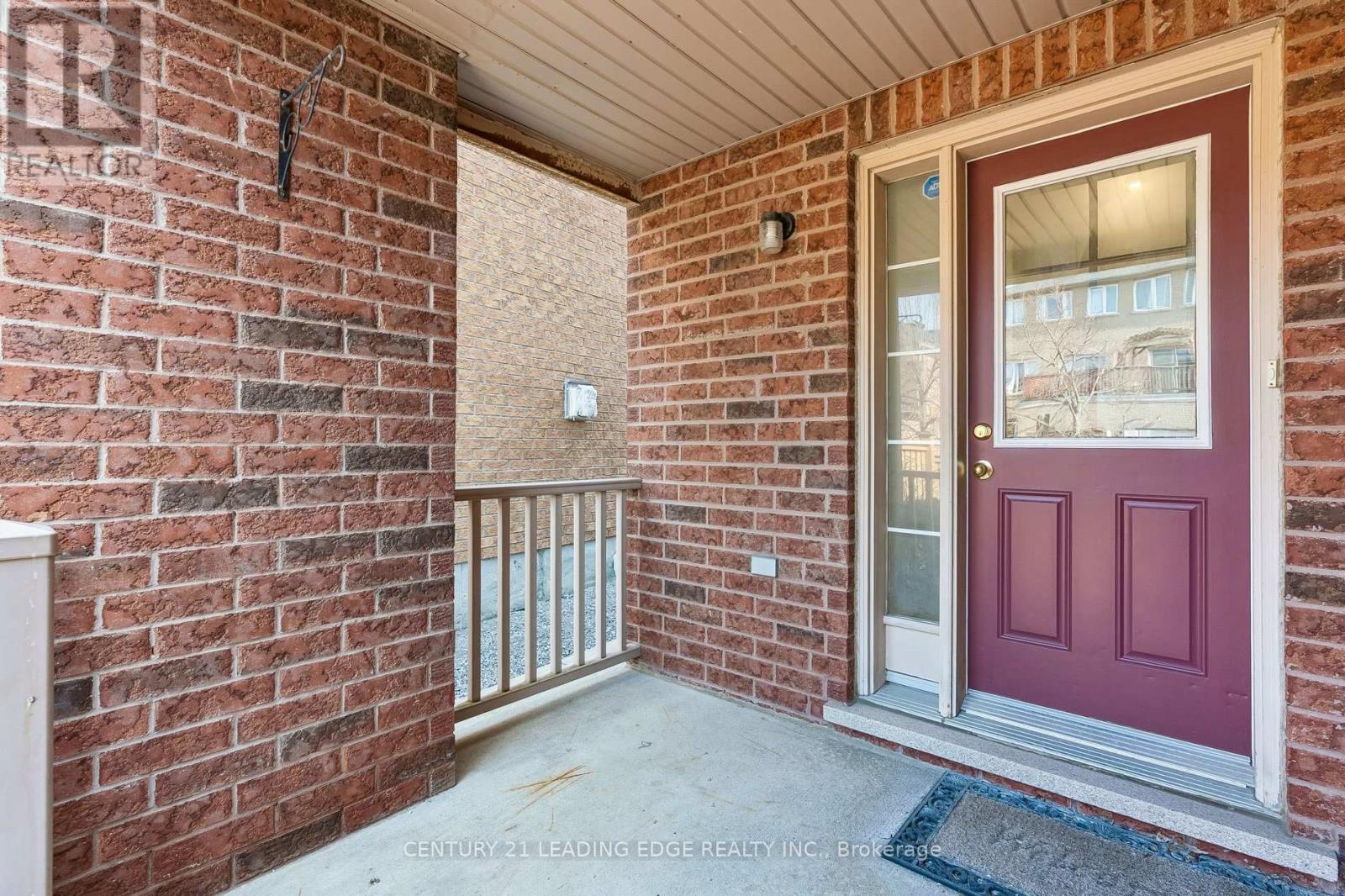 8 Pinecliff Avenue, Markham, Ontario  L6B 0K2 - Photo 3 - N12976820