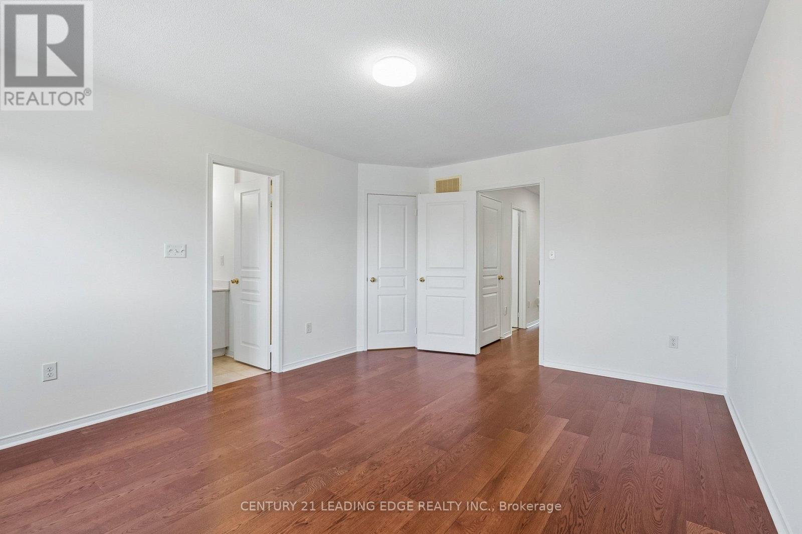 8 Pinecliff Avenue, Markham, Ontario  L6B 0K2 - Photo 33 - N12976820