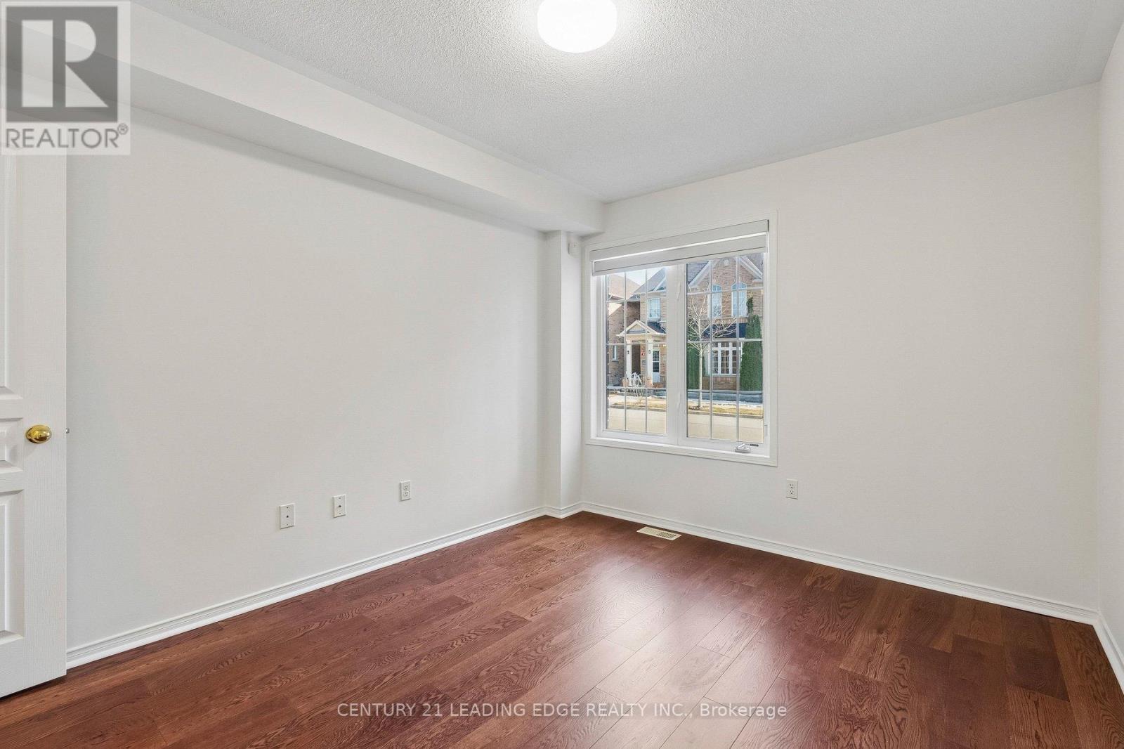 8 Pinecliff Avenue, Markham, Ontario  L6B 0K2 - Photo 41 - N12976820