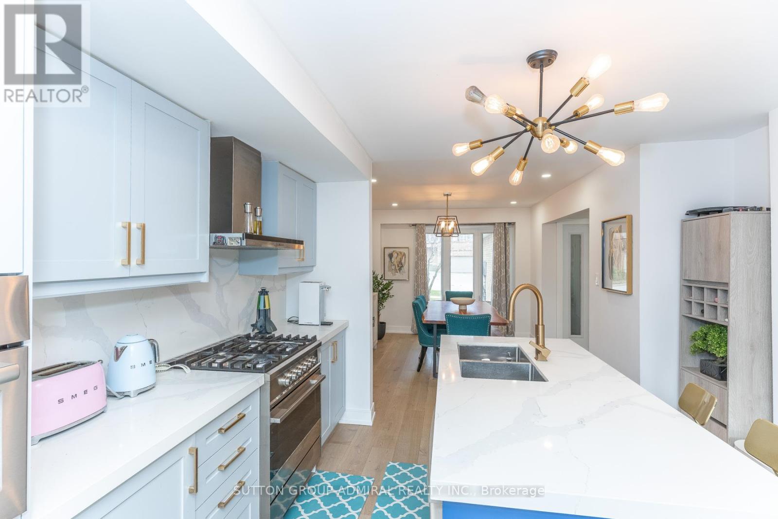 37 Spring Gate Boulevard, Vaughan, Ontario  L4J 3C9 - Photo 10 - N12976836