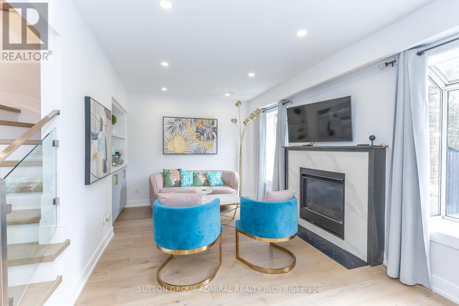 37 Spring Gate Boulevard, Vaughan, Ontario  L4J 3C9 - Photo 13 - N12976836