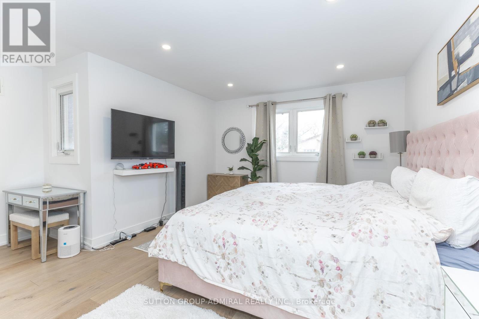 37 Spring Gate Boulevard, Vaughan, Ontario  L4J 3C9 - Photo 30 - N12976836