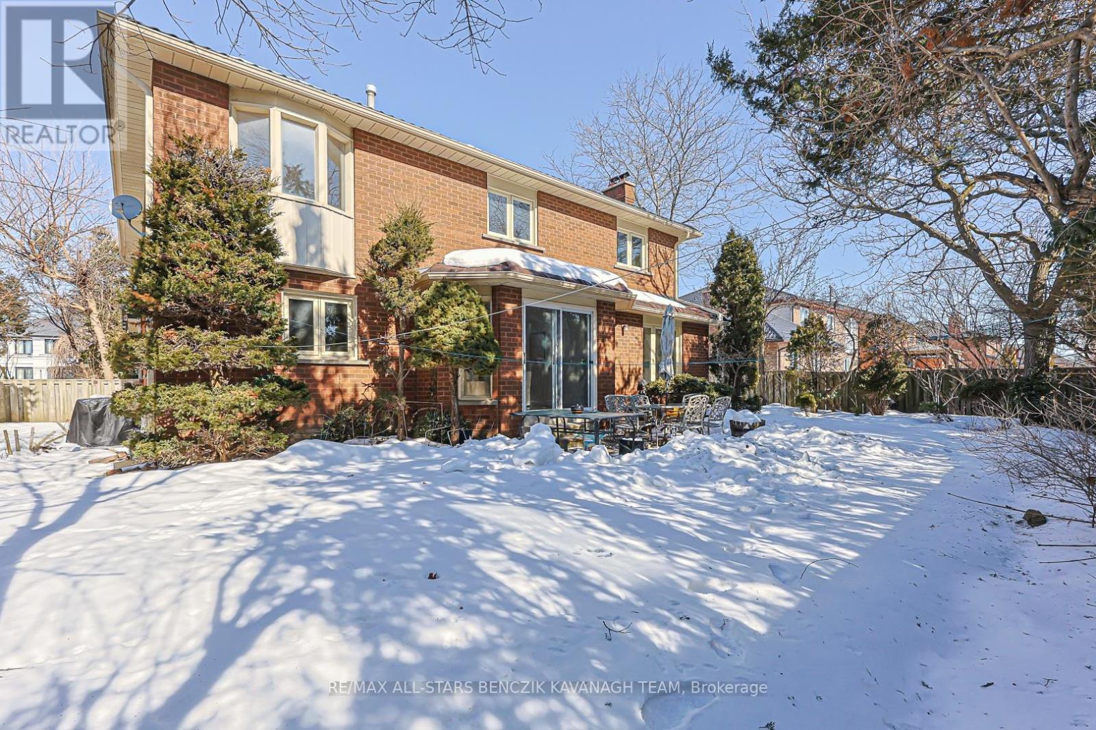 57 Highglen Avenue, Markham, Ontario  L3R 8R1 - Photo 32 - N12976856