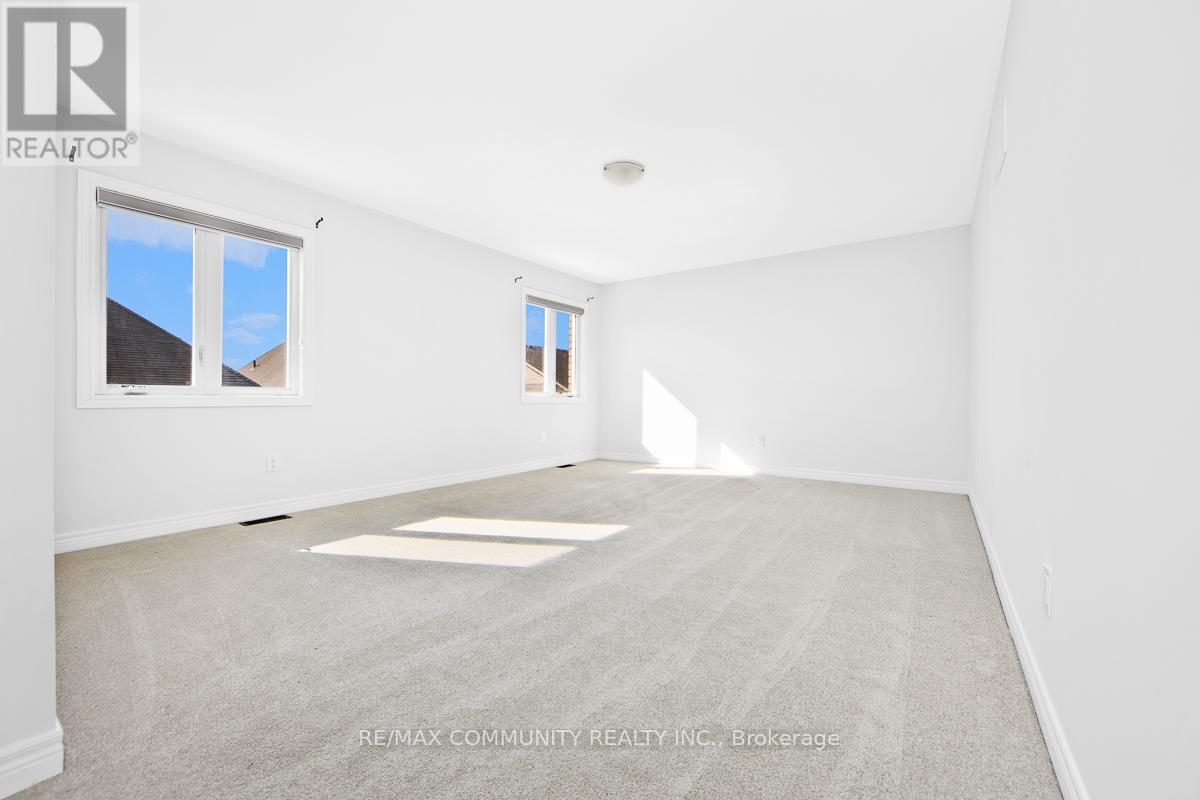 57 Bud Leggett Crescent, Georgina, Ontario  L4P 0B7 - Photo 15 - N12976866