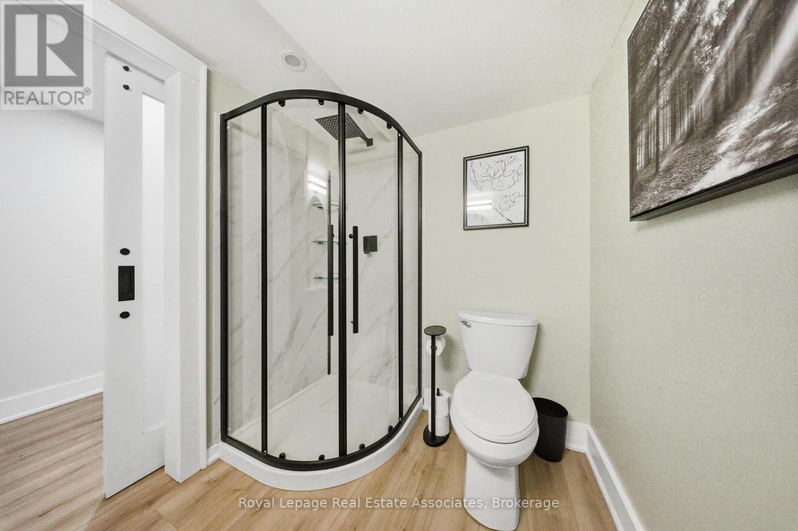 8 Beaverdale Crescent, Georgina, Ontario  L0E 1N0 - Photo 23 - N12976908