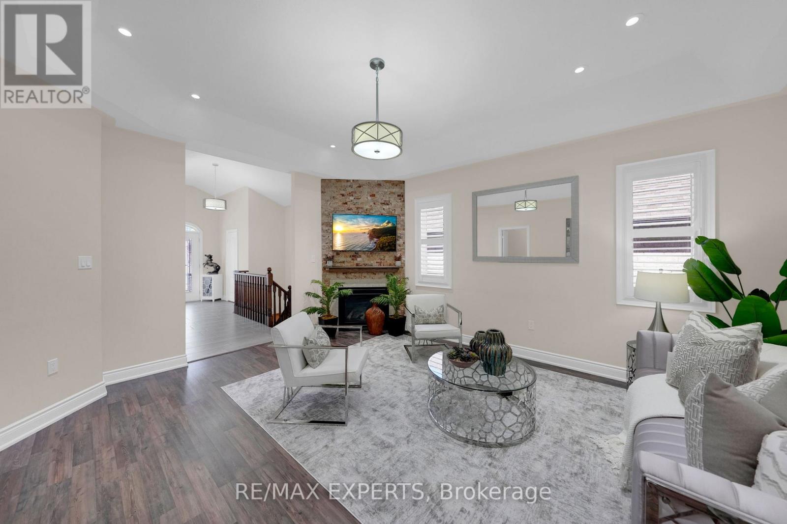 57 Hopkins Crescent N, Bradford West Gwillimbury, Ontario  L3Z 0R7 - Photo 10 - N12976914