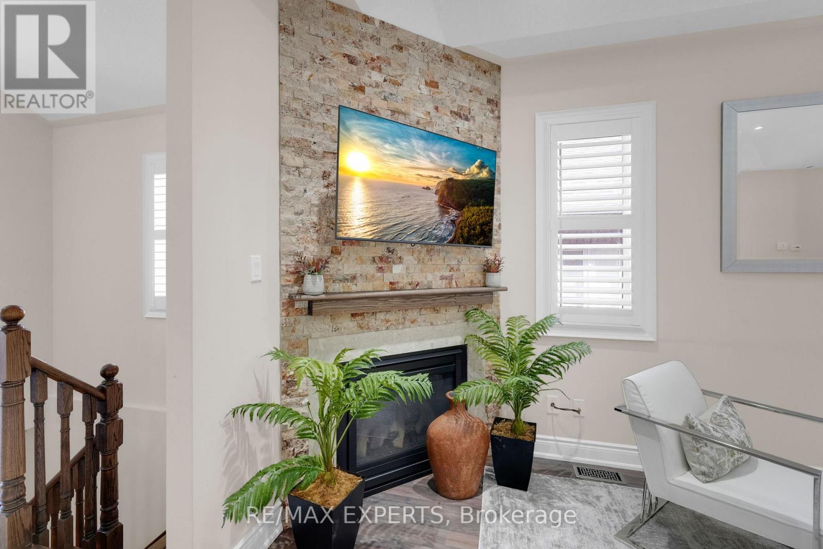 57 Hopkins Crescent N, Bradford West Gwillimbury, Ontario  L3Z 0R7 - Photo 12 - N12976914