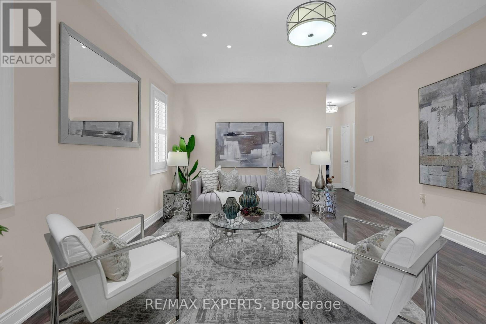 57 Hopkins Crescent N, Bradford West Gwillimbury, Ontario  L3Z 0R7 - Photo 13 - N12976914