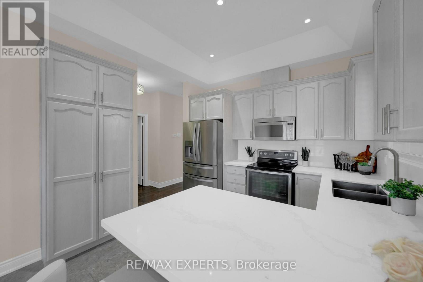 57 Hopkins Crescent N, Bradford West Gwillimbury, Ontario  L3Z 0R7 - Photo 19 - N12976914