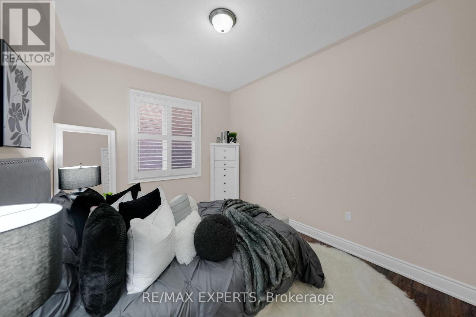 57 Hopkins Crescent N, Bradford West Gwillimbury, Ontario  L3Z 0R7 - Photo 36 - N12976914