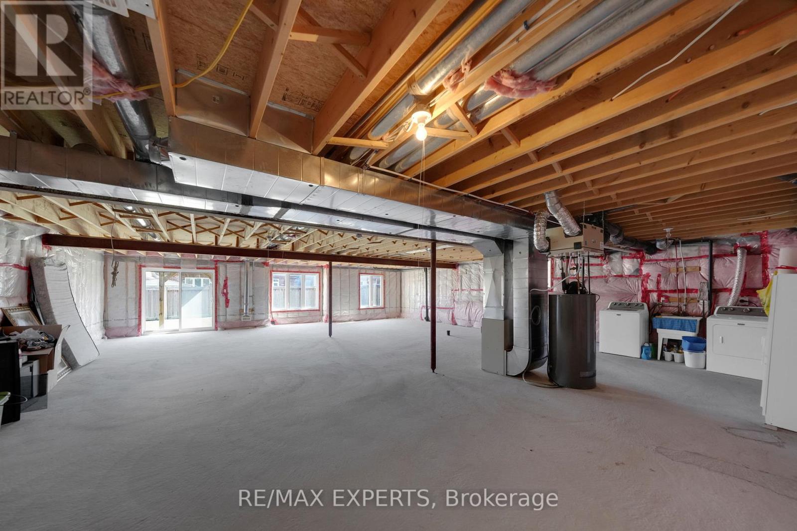 57 Hopkins Crescent N, Bradford West Gwillimbury, Ontario  L3Z 0R7 - Photo 39 - N12976914