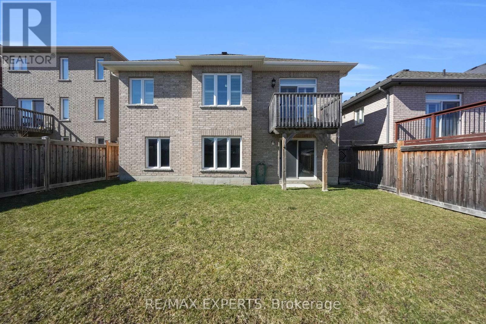 57 Hopkins Crescent N, Bradford West Gwillimbury, Ontario  L3Z 0R7 - Photo 42 - N12976914
