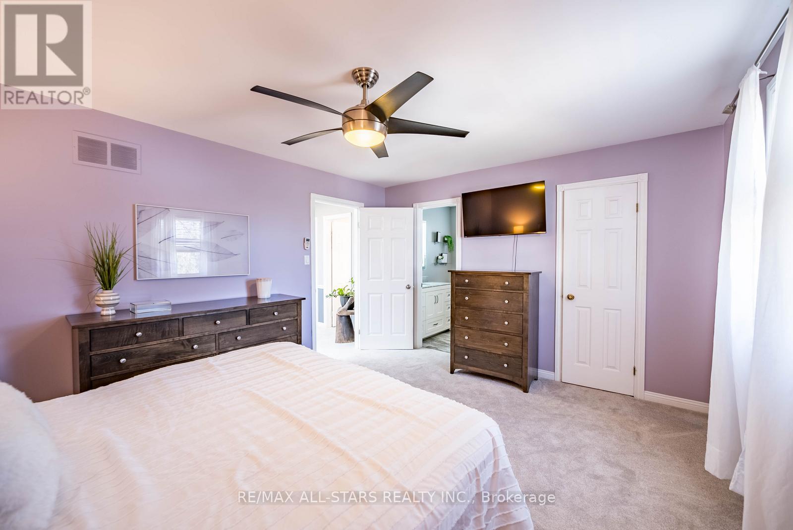 263 Sunset Boulevard, Whitchurch-Stouffville, Ontario  L4A 3R1 - Photo 21 - N12976916