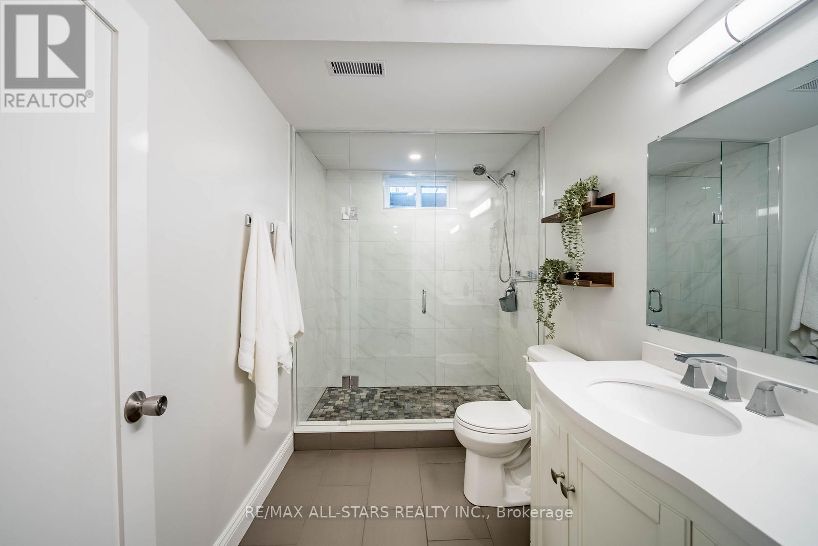 263 Sunset Boulevard, Whitchurch-Stouffville, Ontario  L4A 3R1 - Photo 35 - N12976916