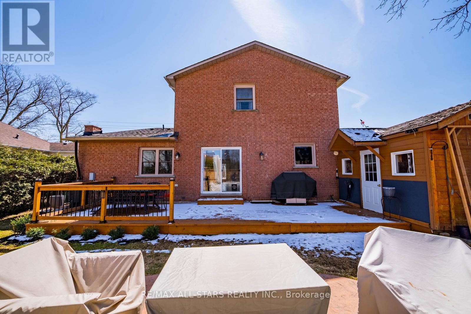 263 Sunset Boulevard, Whitchurch-Stouffville, Ontario  L4A 3R1 - Photo 38 - N12976916