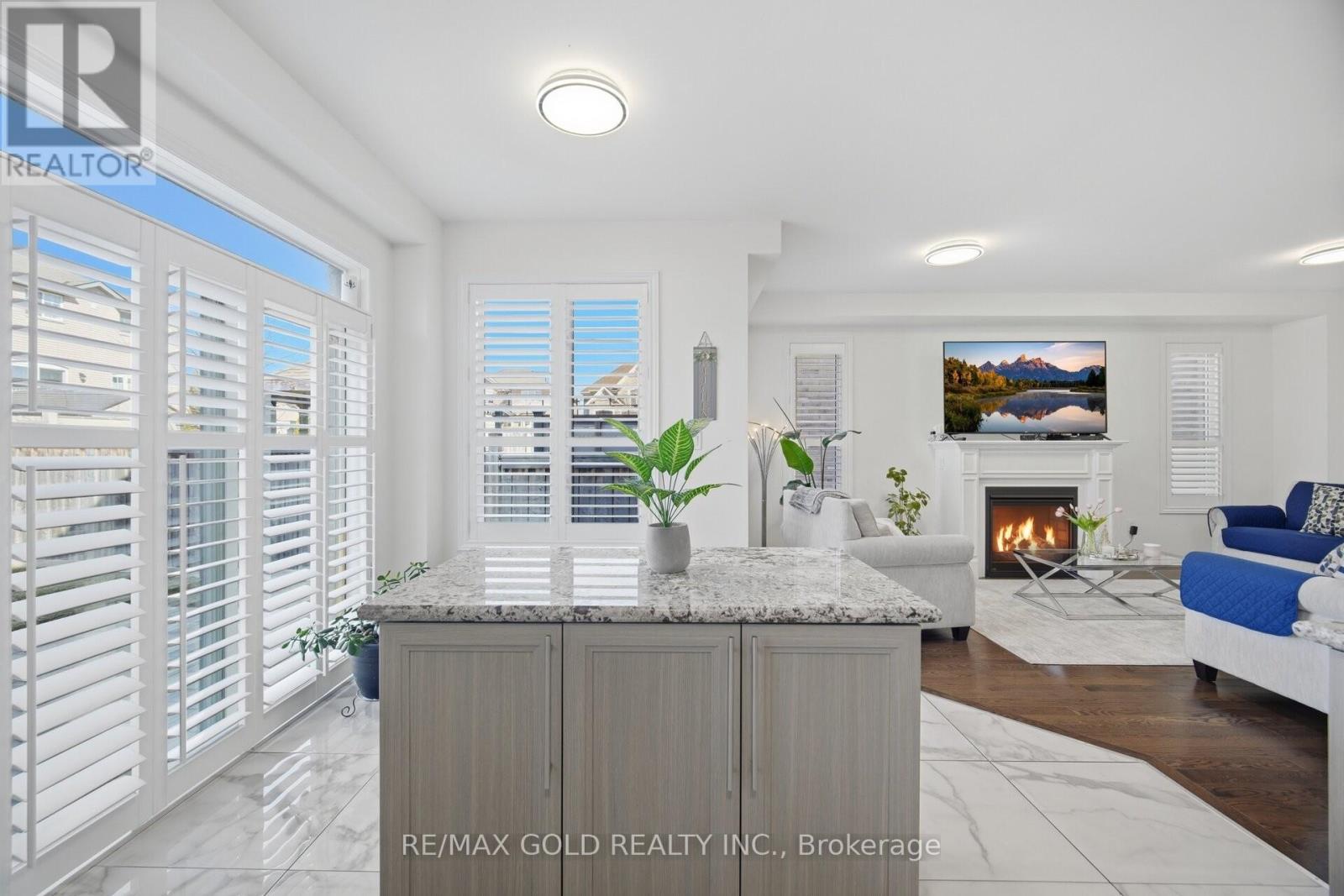 2072 Allison Street, Innisfil, Ontario  L9S 0K7 - Photo 10 - N12976994