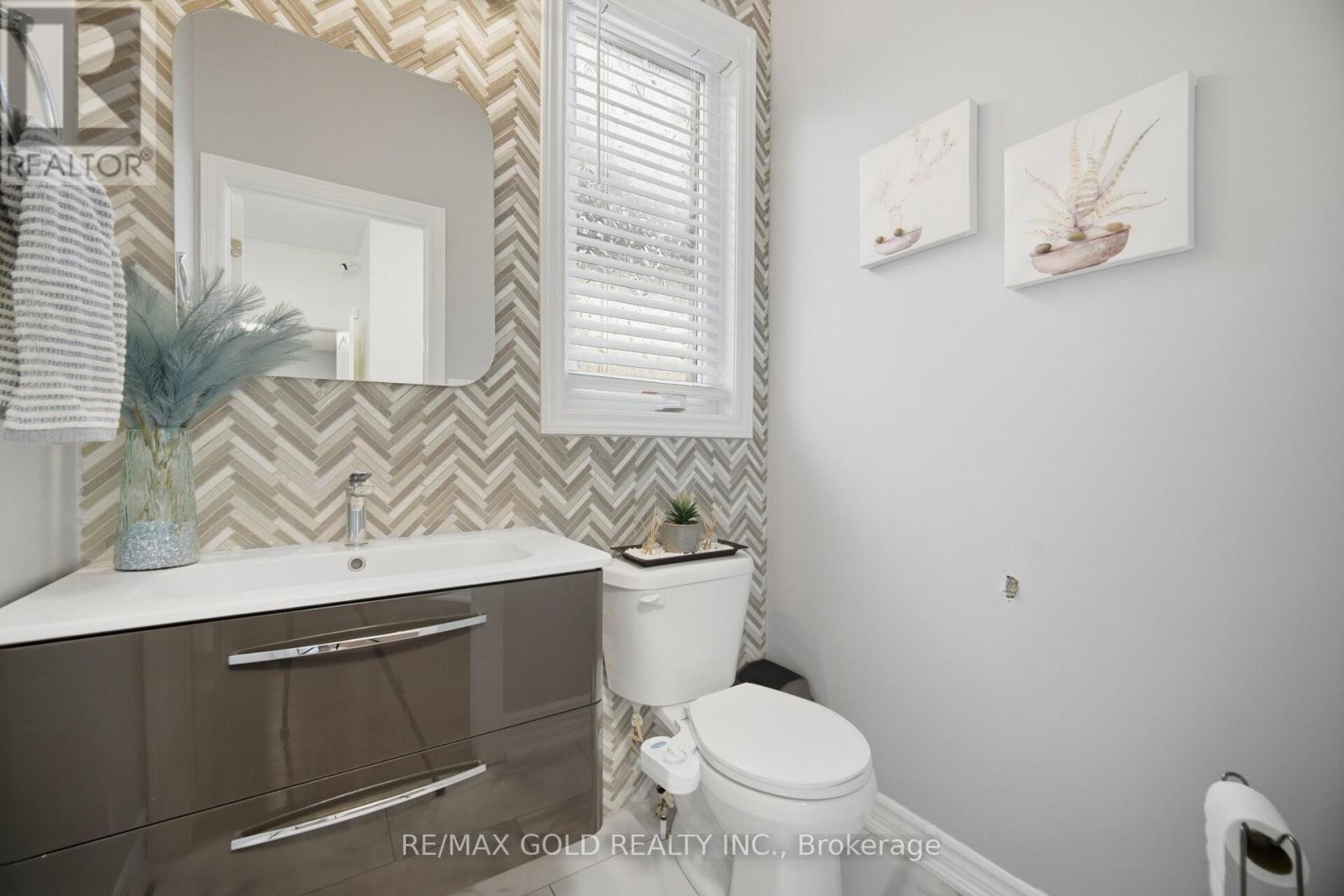 2072 Allison Street, Innisfil, Ontario  L9S 0K7 - Photo 11 - N12976994