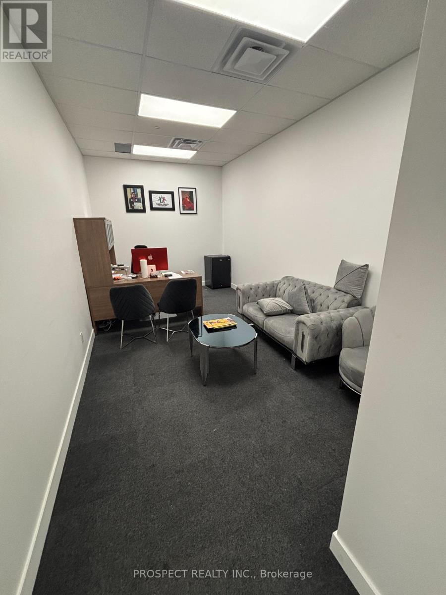 44f - 4000 Steeles Avenue W, Vaughan, Ontario  L4L 4V9 - Photo 5 - N12977014