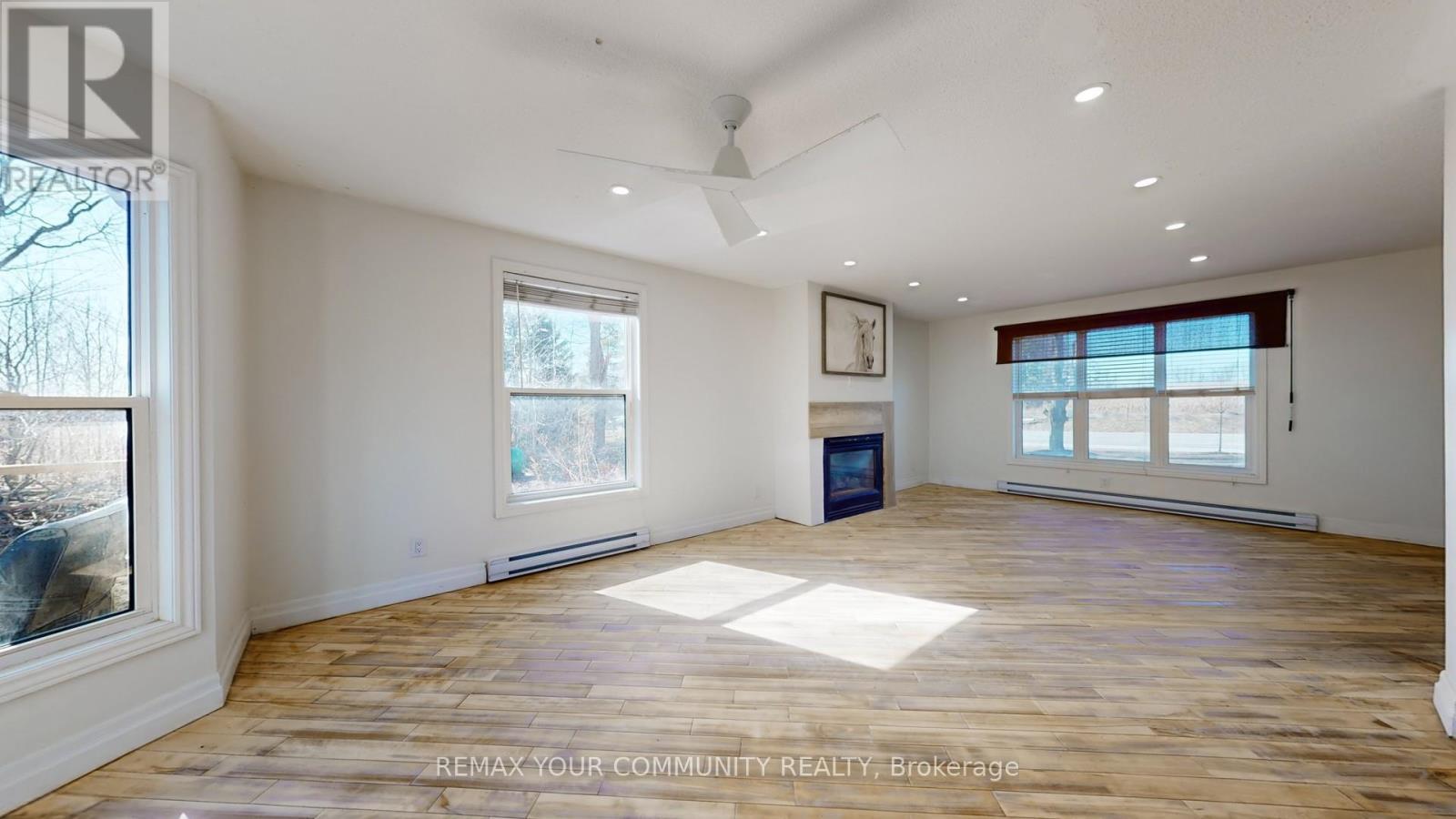 4219 Stouffville Road, Whitchurch-Stouffville, Ontario  L4A 3X5 - Photo 9 - N12977022