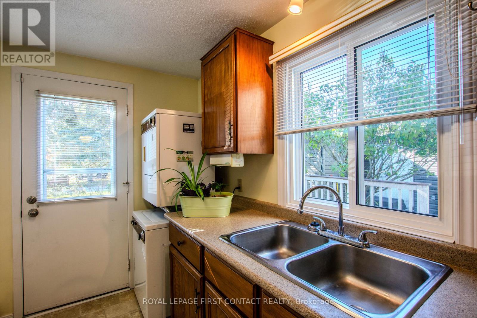 2 Norris Arm, Innisfil, Ontario  L9S 1N6 - Photo 11 - N12977046