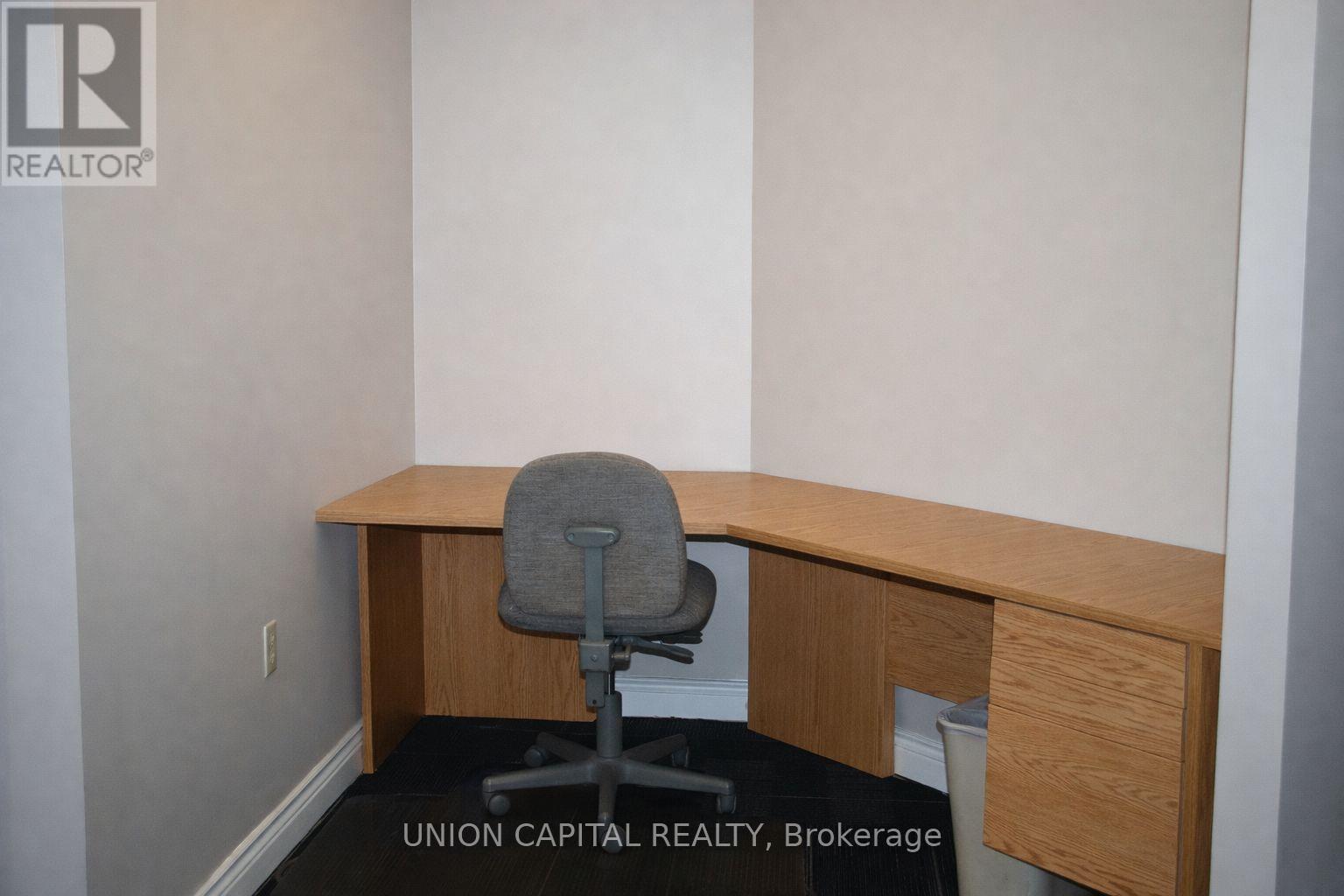 411 - 15 Wertheim Court, Richmond Hill, Ontario  L4B 3H7 - Photo 13 - N12977084