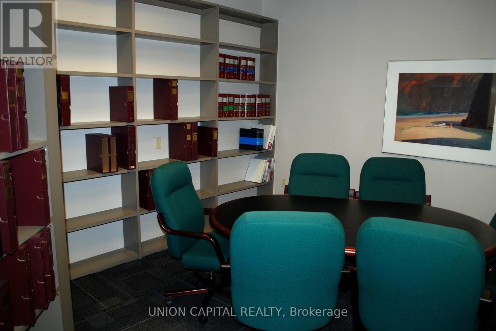 411 - 15 Wertheim Court, Richmond Hill, Ontario  L4B 3H7 - Photo 5 - N12977084