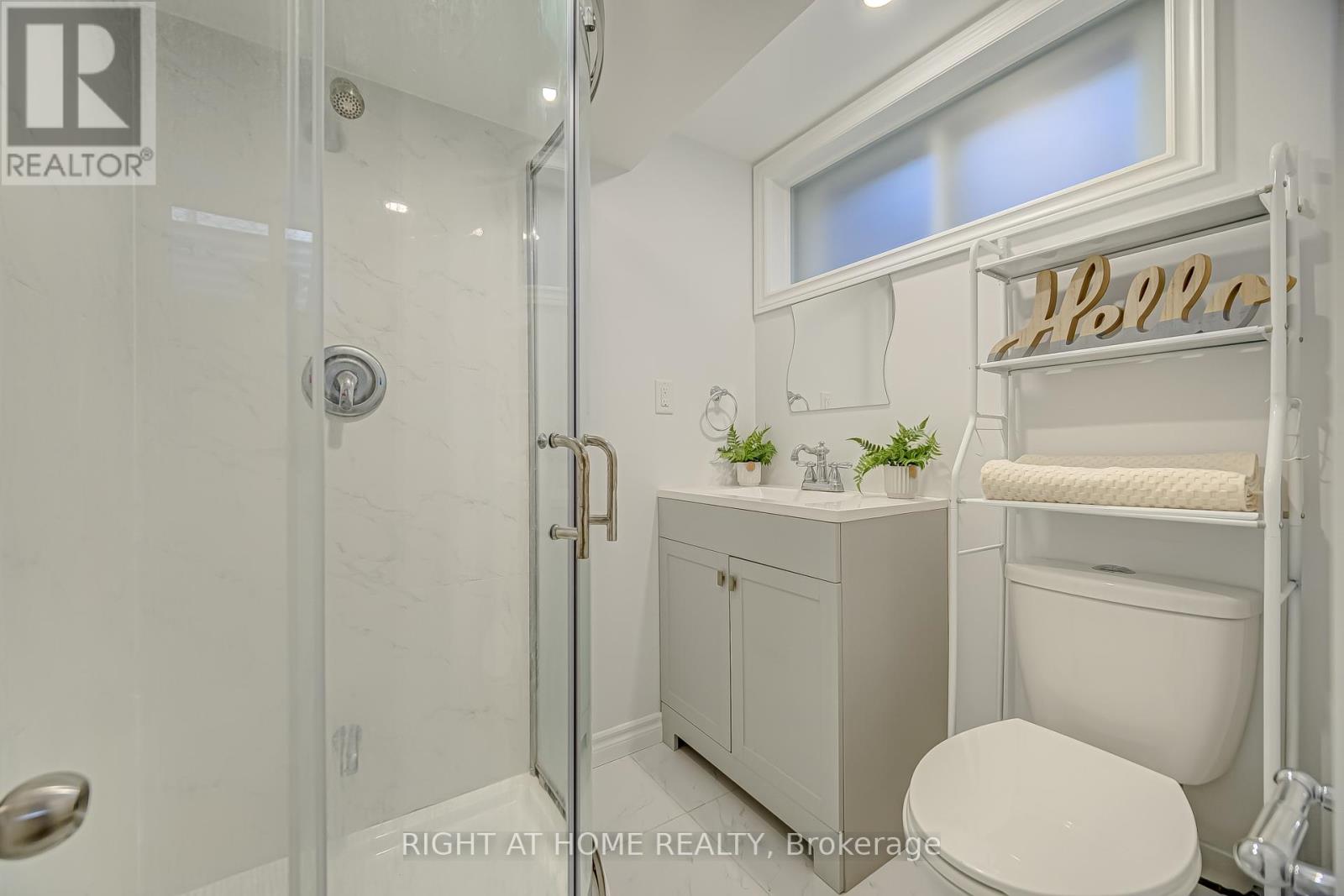 10 Holm Crescent, Markham, Ontario  L3T 5J3 - Photo 23 - N12973962