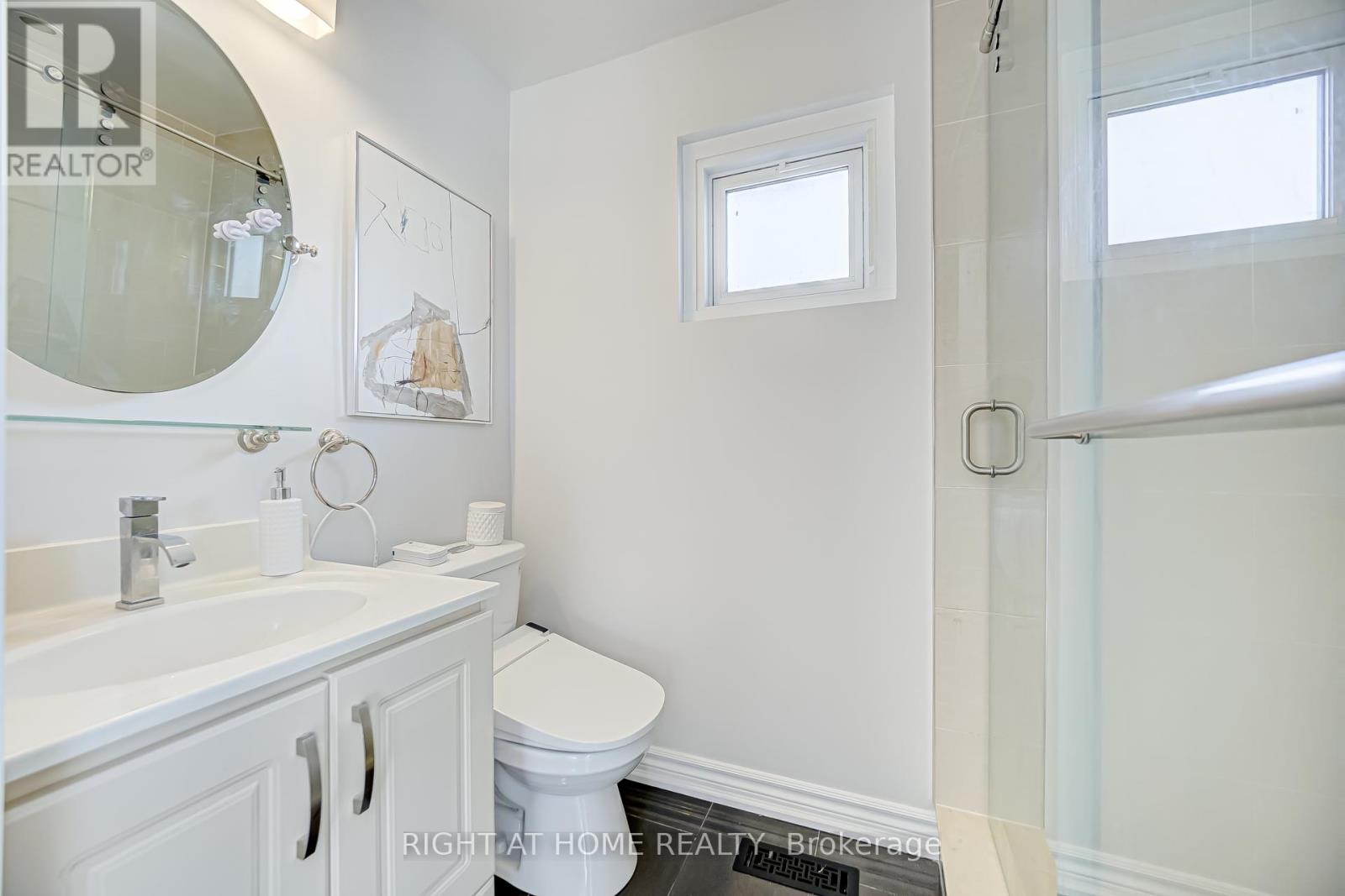 10 Holm Crescent, Markham, Ontario  L3T 5J3 - Photo 16 - N12973962